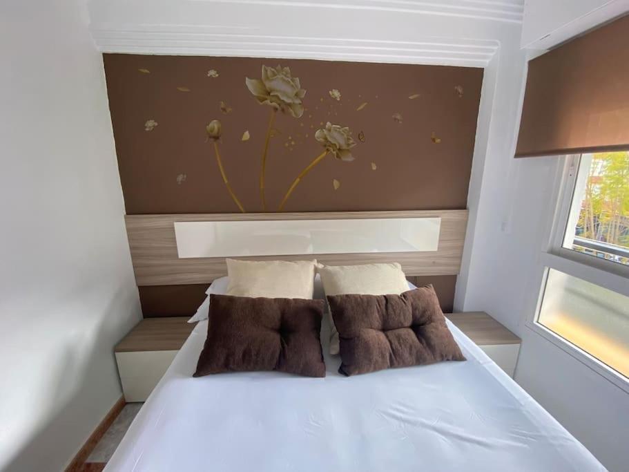 Apartamento Silda Torre Del Mar Luaran gambar